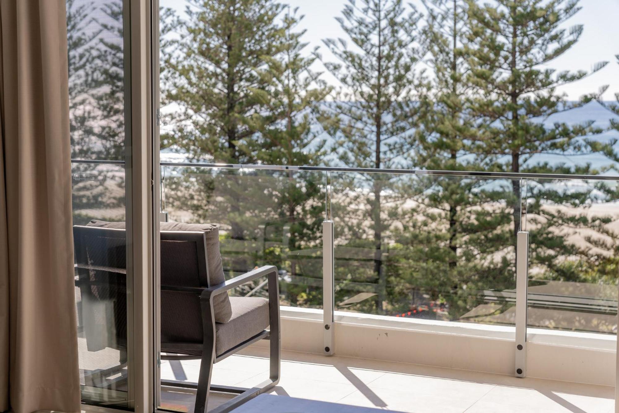 Cashelmara Beachfront Apartments Gold Coast Buitenkant foto