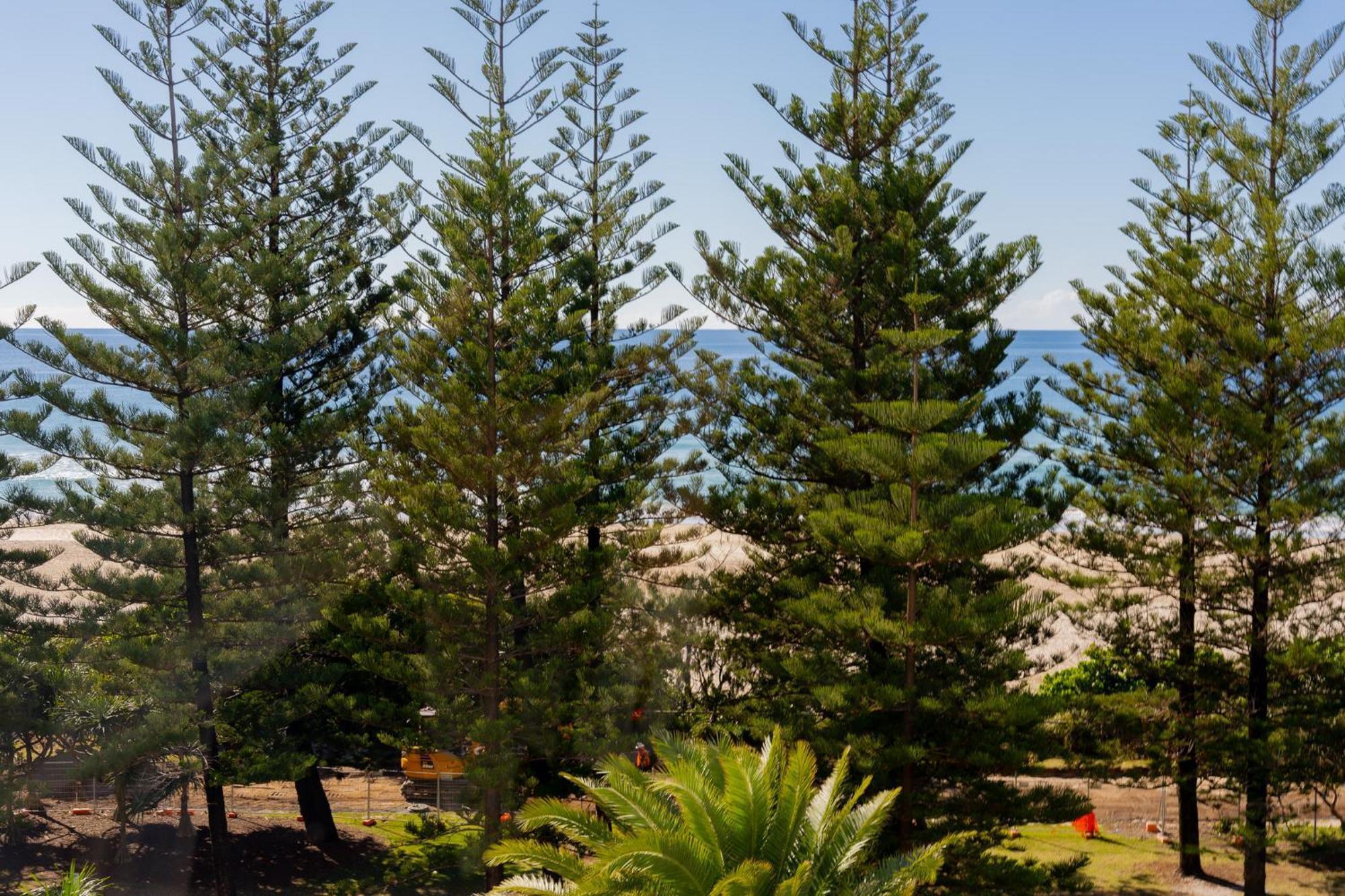 Cashelmara Beachfront Apartments Gold Coast Buitenkant foto